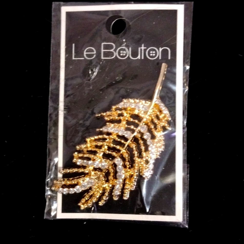 NWT LE BOUTON 2-1/4" Gold Tone Leaf Pin